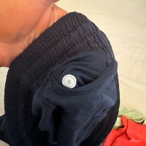 Lulu lemon high rise hotty hot 2.5 shorts